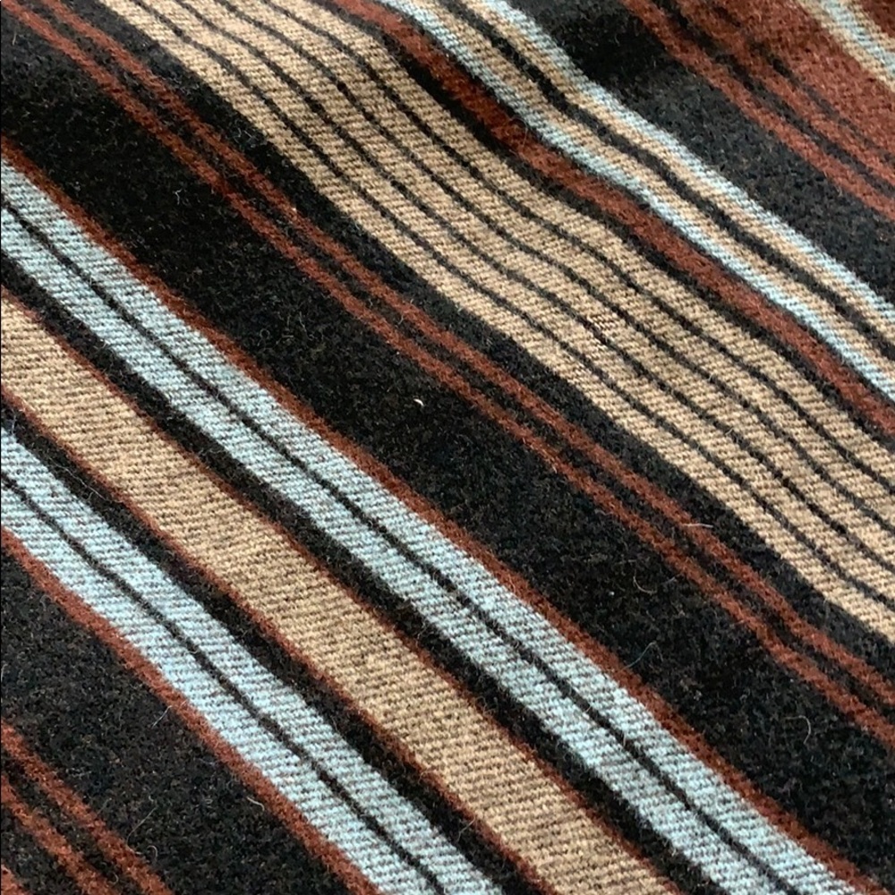 ✨ New Mexico Inspired Wool Skirt ✨ - Picture 2 of 5